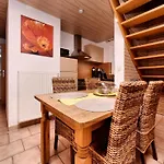 Cosy Nature Retreat,